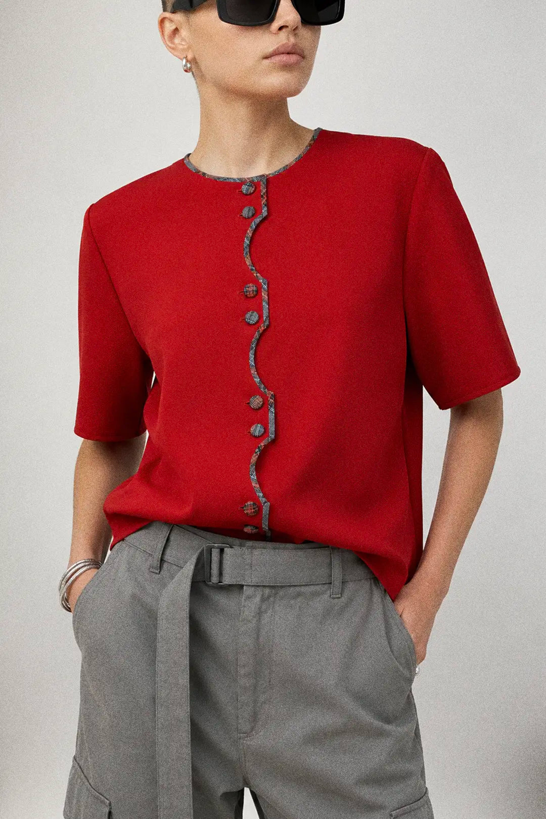 Button Wave Top