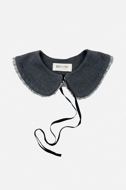 Ash Lace Collar
